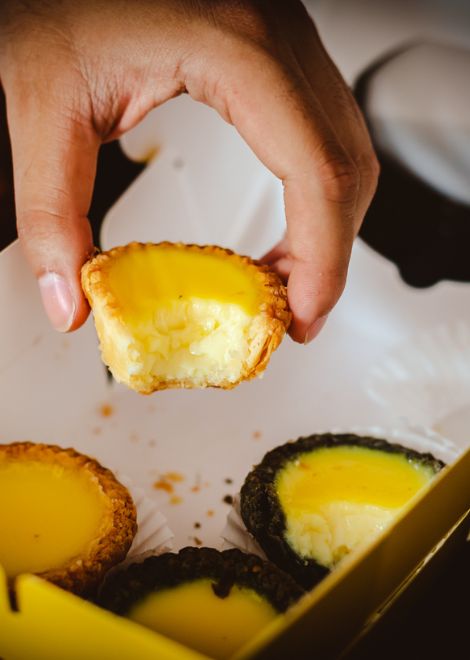 Try more than 15 tastings on our Chinatown food feast. 