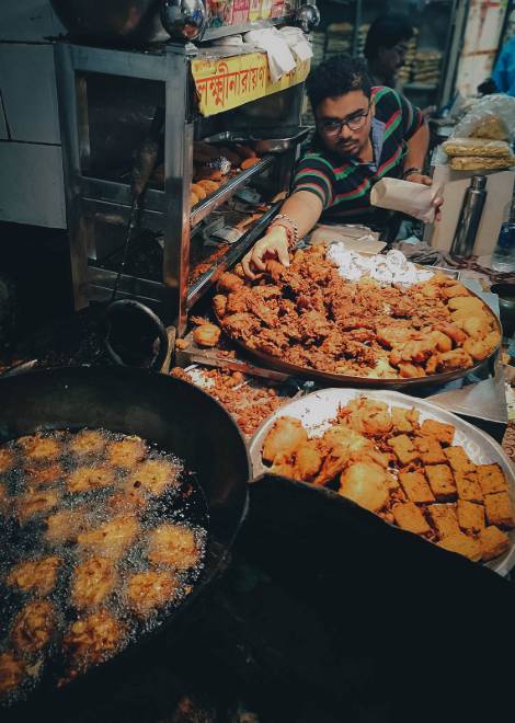 Fried good things from a eatery that's been serving locals for years